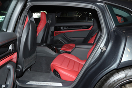 2024款保时捷Panamera