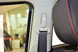 2014款铃木速翼特1.6L手动豪华版