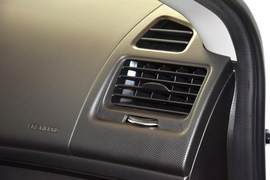 2014款铃木速翼特1.6L手动豪华版