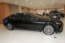 2024款雷克萨斯LS