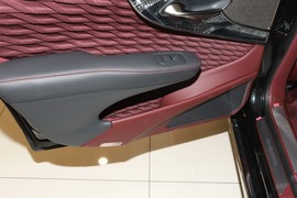 2024款雷克萨斯LS