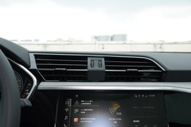 2025款奥迪Q3