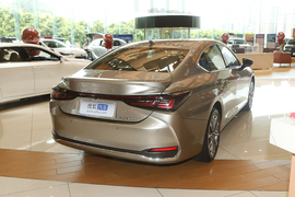 2025款雷克萨斯ES