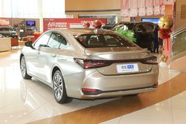 2025款雷克萨斯ES