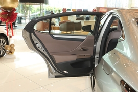 2025款雷克萨斯ES