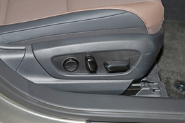 2025款雷克萨斯ES