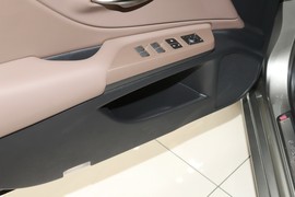 2025款雷克萨斯ES