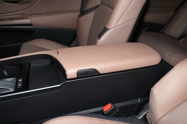 2025款雷克萨斯ES