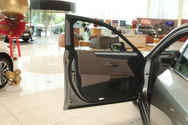 2025款雷克萨斯ES