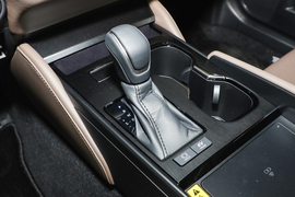 2025款雷克萨斯ES