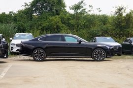 2026款沃尔沃S90插电式混动