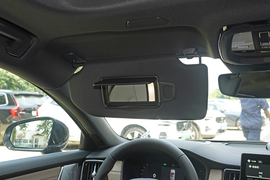 2026款沃尔沃S90插电式混动