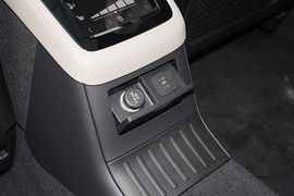 2026款沃尔沃S90插电式混动