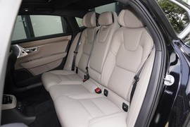 2026款沃尔沃S90插电式混动