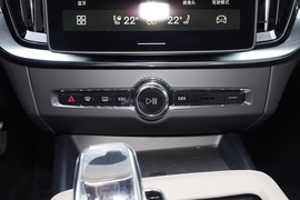 2026款沃尔沃S90插电式混动