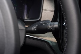 2026款沃尔沃S90插电式混动