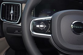 2026款沃尔沃S90插电式混动