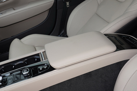 2026款沃尔沃S90插电式混动