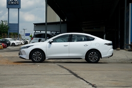 2025款比亚迪驱逐舰05