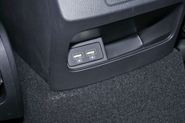 2025款比亚迪驱逐舰05