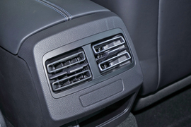 2025款比亚迪驱逐舰05