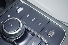 2025款比亚迪驱逐舰05