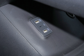 2025款比亚迪驱逐舰05