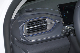 2025款比亚迪驱逐舰05