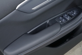 2025款比亚迪驱逐舰05