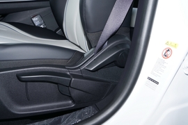 2025款比亚迪驱逐舰05