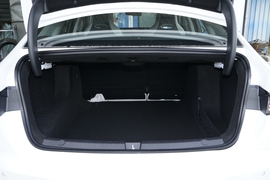 2025款比亚迪驱逐舰05