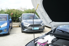 2025款比亚迪驱逐舰05