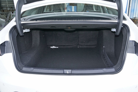 2025款比亚迪驱逐舰05