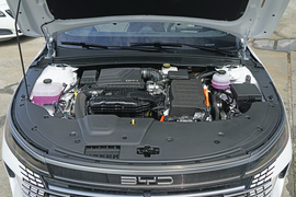 2025款比亚迪驱逐舰05