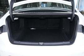 2025款比亚迪驱逐舰05