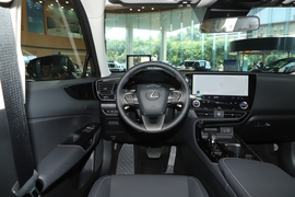 2025款雷克萨斯NX