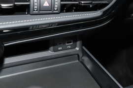 2025款雷克萨斯NX