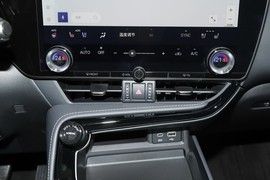 2025款雷克萨斯NX