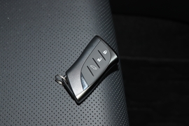 2025款雷克萨斯NX