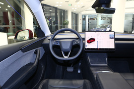 2025款特斯拉Model