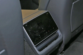 2025款特斯拉Model