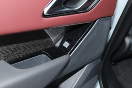 2026款路虎揽胜星脉