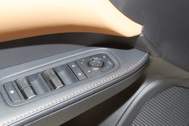 2025款雷克萨斯RX