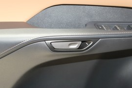 2025款雷克萨斯RX