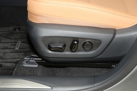 2025款雷克萨斯RX