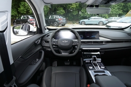 2025款奇瑞瑞虎8