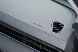 2025款奇瑞瑞虎8