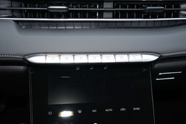 2025款奇瑞瑞虎8