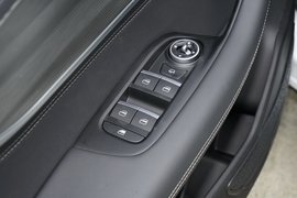 2025款奇瑞瑞虎8