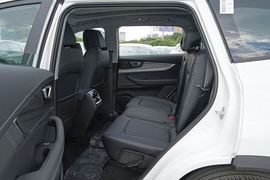 2025款奇瑞瑞虎8